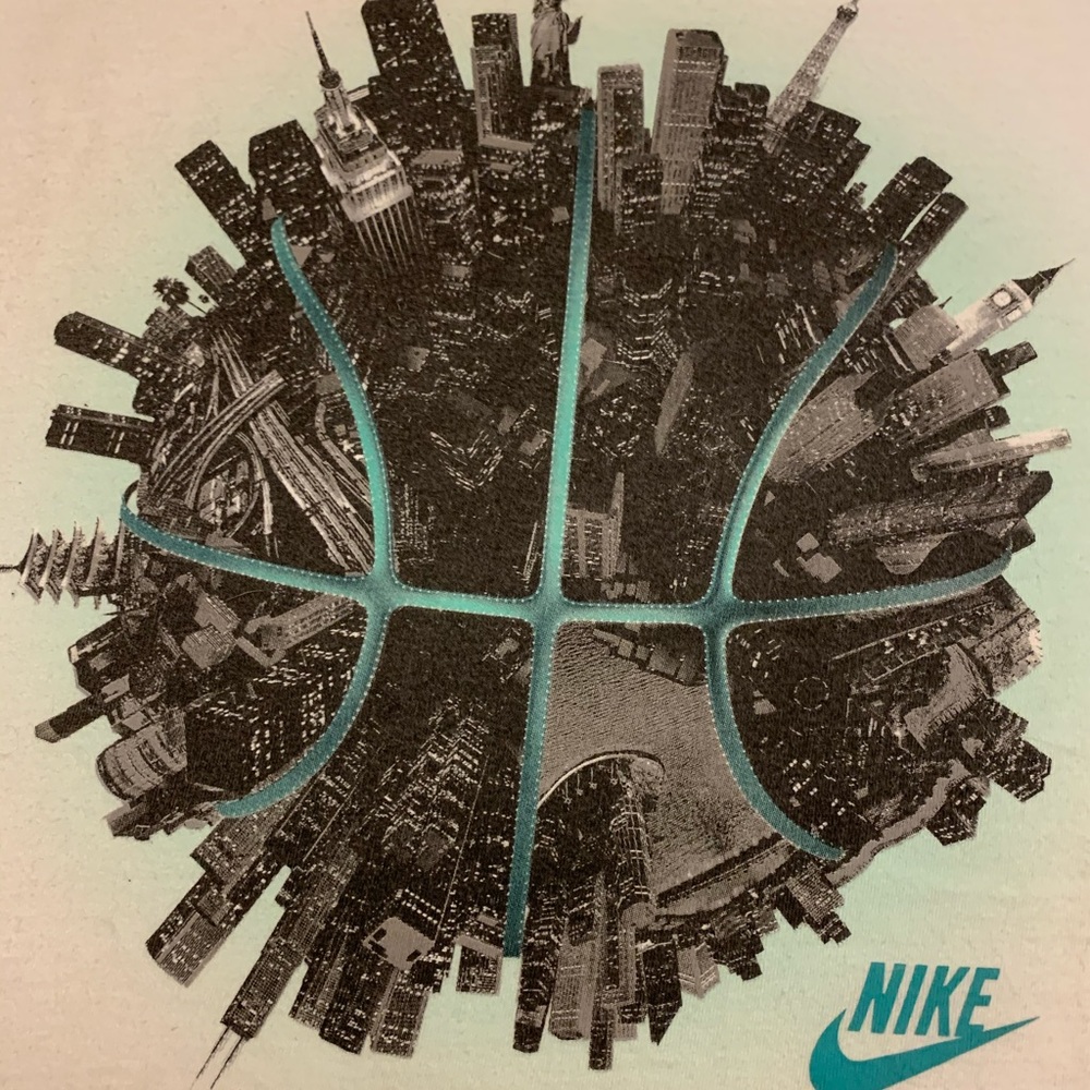 Nike Men's Medium Basketball Tee